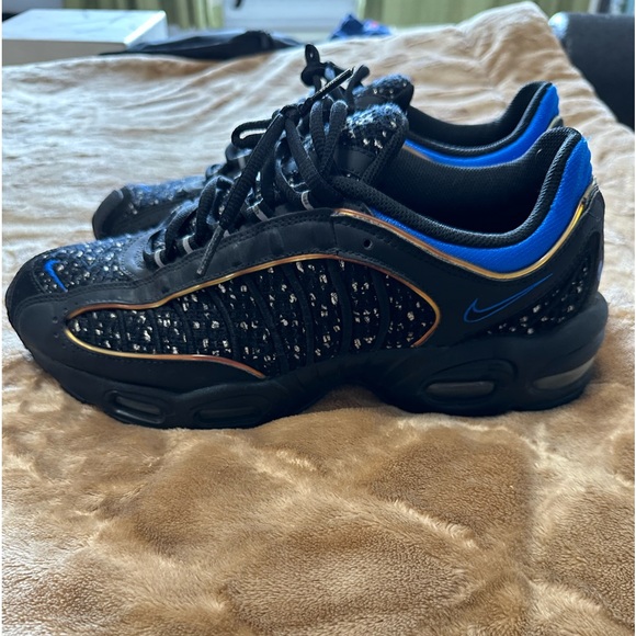 NIKE x Supreme Air Max Tailwind 4/S "Black" SNEAKERS (Male - Size 11) (KNICKS) - Picture 2 of 4